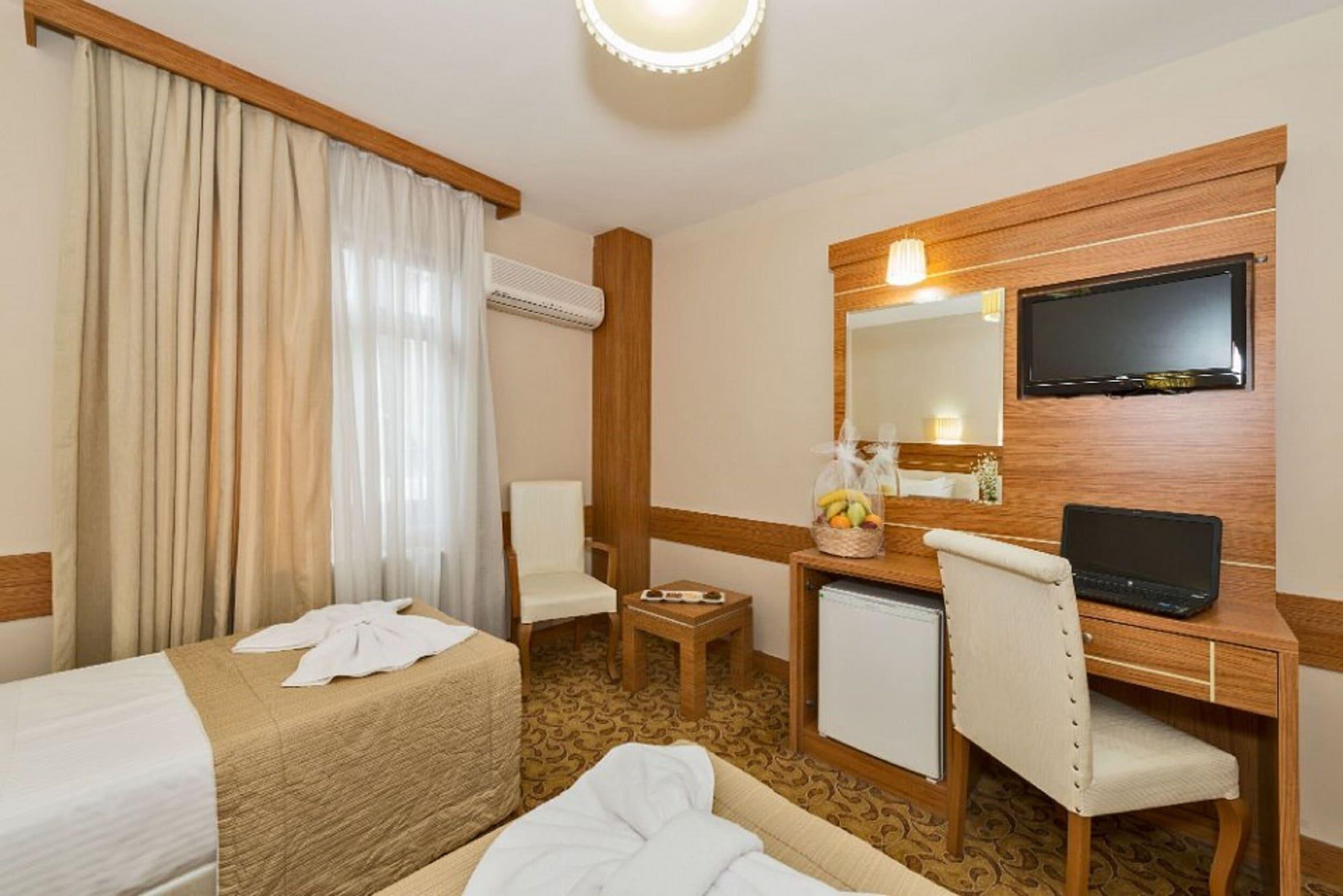 Selenay Hotel & Spa Istanbul Exterior photo